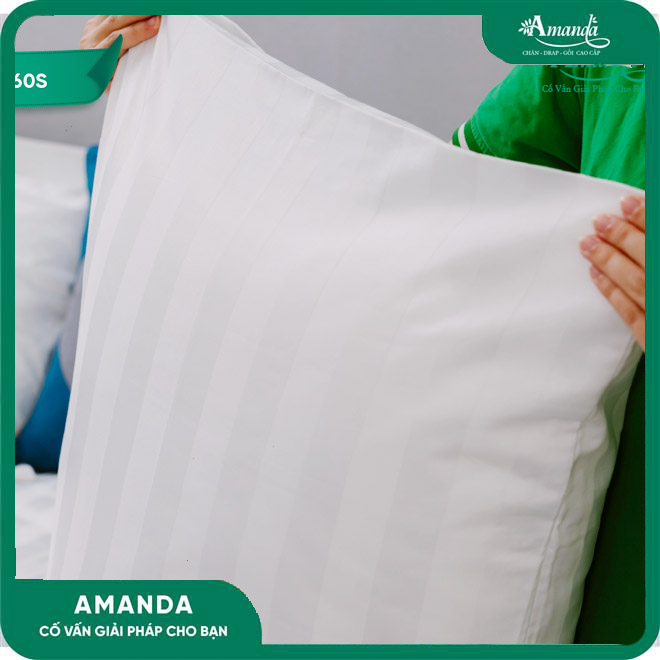 Vỏ gối khách sạn tinh tế trong từng đường may