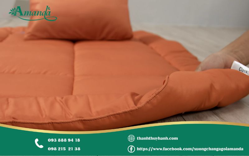 Nệm nhỏ cho bé đi học màu cam đáng yêu