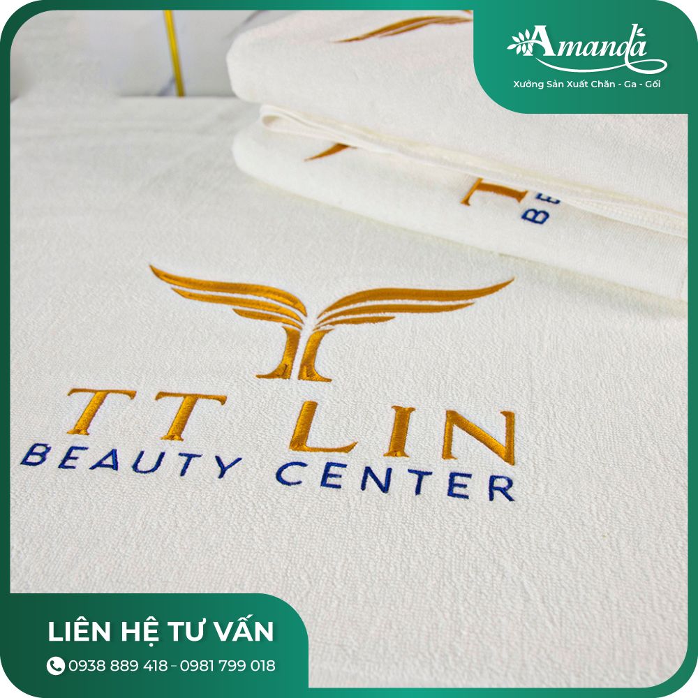 Thêu logo trên khăn