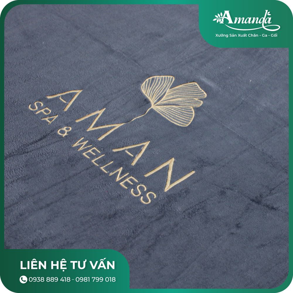 Thêu logo trên khăn